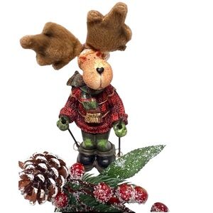 RARE Greenbrier Charming Holiday Skiing Moose with Red/Green Outfit Resin EUC